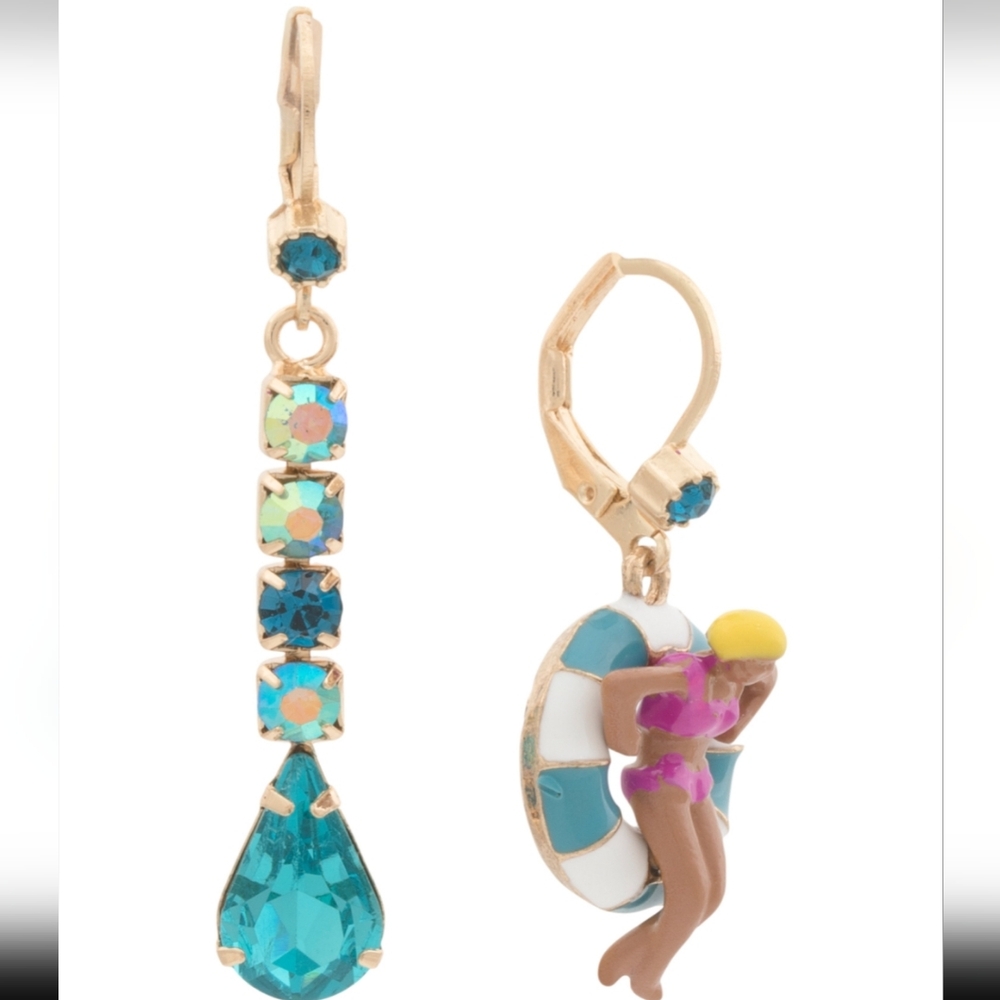 Betsey Johnson Mismatch Pool Party Earrings NWT